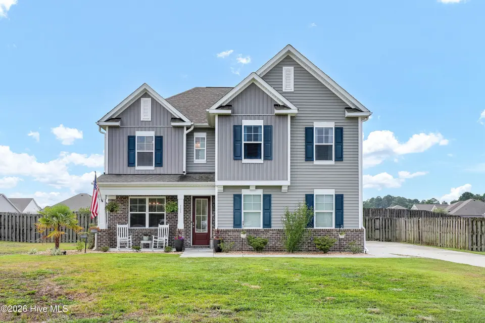 111 Colonial Heights Drive, Hampstead, NC 28443 — 4-bedroom home in Seneca Reef, Hampstead, NC, photo 1 of 30
