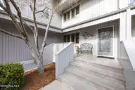 19 Batts Hill Road, New Bern, NC 28562 — 3-bedroom waterfront townhome in Olde Towne, New Bern, NC, photo 16 of 57: 13-web-or-mls-0C0A5623