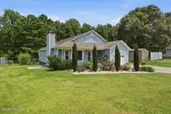 382 Riggs Road, Hubert, NC 28539 — 4-bedroom home in Jumping Run Creek, Hubert, NC, photo 3 of 40