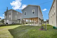 1017 1st Street, Surf City, NC 28445 — 4-bedroom waterfront home in Old Settlers Beach, Surf City, NC, photo 3 of 38