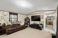 348 Murray Turner Farm Road, Burgaw, NC 28425 — 3-bedroom manufactured home, Burgaw, NC, photo 4 of 13