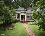 1003 Branch Street NW, Wilson, NC 27893 — 3-bedroom home in Cavalier Park, Wilson, NC, photo 3 of 31: 1003branch3
