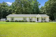 204 Wanda Drive, Pikeville, NC 27863 — 3-bedroom home in Sparrow Point, Pikeville, NC, photo 1 of 30: Front of the House