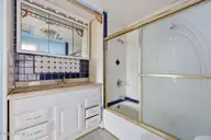 408 Pollock Street, Beaufort, NC 28516 — 2-bedroom home, Beaufort, NC, photo 17 of 36: 36-web-or-mls-408 Pollock 069_edit