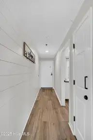15 Nathan Street 106, Wrightsville Beach, NC 28480 — 1-bedroom waterfront condo in Sand Peddler Inn, Wrightsville Beach, NC, photo 12 of 44