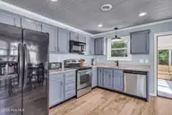 2005 E Oak Island Drive, Oak Island, NC 28465 — 3-bedroom home, Oak Island, NC, photo 10 of 47: 2005eoakislanddr00011