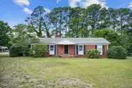 1801 E Azalea Drive, Goldsboro, NC 27530 — 3-bedroom home in Salem Acres, Goldsboro, NC, photo 3 of 45: 01-1801 E Azalea Dr-1