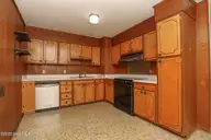 137 Cardinal Road, Jacksonville, NC 28546 — 3-bedroom home in Cardinal Village, Jacksonville, NC, photo 14 of 61: 137 Cardinal-25