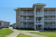 650 Cedar Point Boulevard C11, Cedar Point, NC 28584 — 2-bedroom waterfront condo in Cedar Point Villas, Cedar Point, NC, photo 5 of 50: 44-web-or-mls-IMG_7890