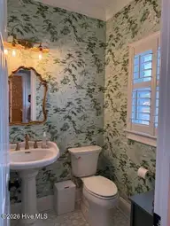 2707 E Fairway Road, Morehead City, NC 28557 — 4-bedroom home in Country Club East, Morehead City, NC, photo 19 of 61: Collins additional photos