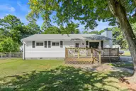 1121 River Street, Jacksonville, NC 28540 — 3-bedroom home in Northwoods, Jacksonville, NC, photo 5 of 27: river-3