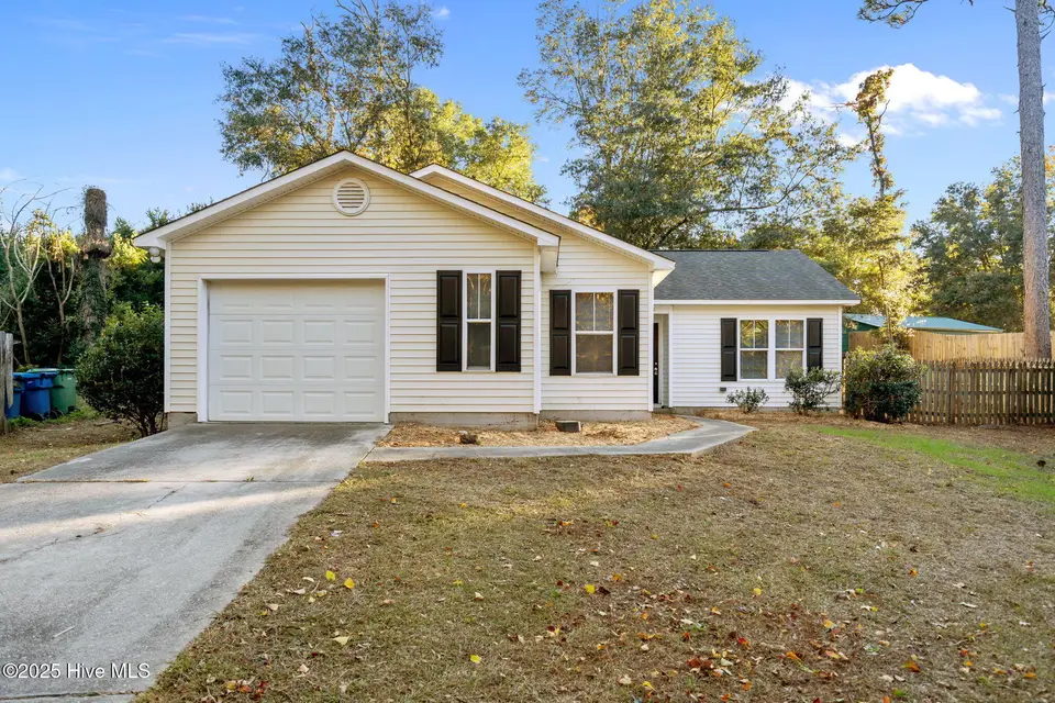 5034 Heide Drive, Wilmington, NC 28403 — 3-bedroom home in Pine Hills, Wilmington, NC, photo 1 of 50: 1-web-or-mls-DSC00774