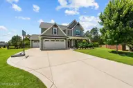 100 Amelia Drive, Carthage, NC 28327 — 6-bedroom home in Ravensbrook, Carthage, NC, photo 3 of 64: 03-DSC08641