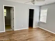 113 Gladiola Drive, New Bern, NC 28562 — 3-bedroom home in Surrey Downs, New Bern, NC, photo 7 of 12: Master bedroom