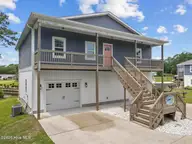 452 Crows Nest Lane, Sneads Ferry, NC 28460 — 3-bedroom waterfront home in Weston Lyall, Sneads Ferry, NC, photo 3 of 36: crows-2