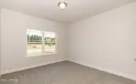 104 Shoal Lane, New Bern, NC 28562 — 3-bedroom home in Belle Oaks, New Bern, NC, photo 12 of 20: 1634 bedroom 2