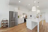 127 Windswept Lane, Beaufort, NC 28516 — 4-bedroom home in Beaufort Club, Beaufort, NC, photo 12 of 60: Kitchen