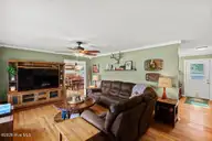 101 King Richard Court, Jacksonville, NC 28546 — 4-bedroom home in Sherwood Forest, Jacksonville, NC, photo 5 of 47