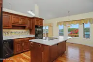 7 Lake Vista Lane, Pinehurst, NC 28374 — 3-bedroom waterfront home in Unit 13, Pinehurst, NC, photo 21 of 42: 27Kitchen