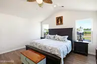 697 Poppleton Drive, Hampstead, NC 28443 — 4-bedroom home in Harrison Cove, Hampstead, NC, photo 19 of 46: 17_697_poppleton_dr_017