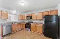 609 Streamwood Drive, Jacksonville, NC 28546 — 2-bedroom townhome in Carolina Forest, Jacksonville, NC, photo 9 of 36