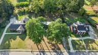 1304 Greenbriar Road, Kinston, NC 28501 — 4-bedroom home, Kinston, NC, photo 12 of 65: 12-1304 Greenbriar Rd-12