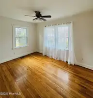 1605 Edgewood Drive, Elizabeth City, NC 27909 — 4-bedroom home in Edgewood, Elizabeth City, NC, photo 17 of 32: Bedroom 2