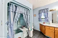 114 Wilbur Street, Tabor City, NC 28463 — 3-bedroom home, Tabor City, NC, photo 12 of 27: 27-web-or-mls-CZ9A6139