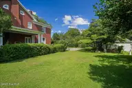 1115 College Street, Kinston, NC 28501 — 4-bedroom home, Kinston, NC, photo 20 of 68: 60-1115 College St-20