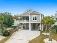 205 NE 59th Street, Oak Island, NC 28465 — 3-bedroom home, Oak Island, NC, photo 7 of 63: 62-web-or-mls-Cammediallc.com (5 of 68)
