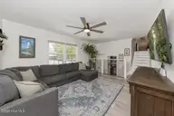 106 Marion Court, Jacksonville, NC 28546 — 4-bedroom home in Sherwood Forest, Jacksonville, NC, photo 8 of 58