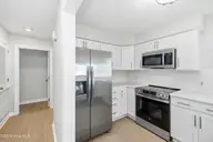 323 Wimbledon Court, Wilmington, NC 28412 — 3-bedroom townhome in Echo Farms, Wilmington, NC, photo 8 of 41
