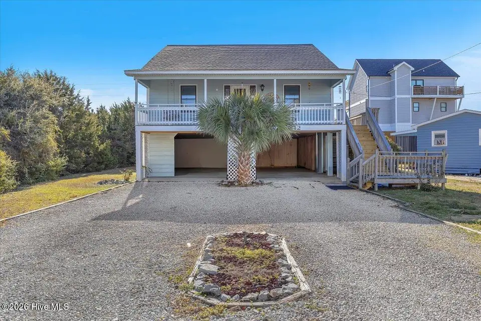 612 N Topsail Drive, Surf City, NC 28445 — 3-bedroom waterfront home in Surf City #, Surf City, NC, photo 1 of 45: Prime