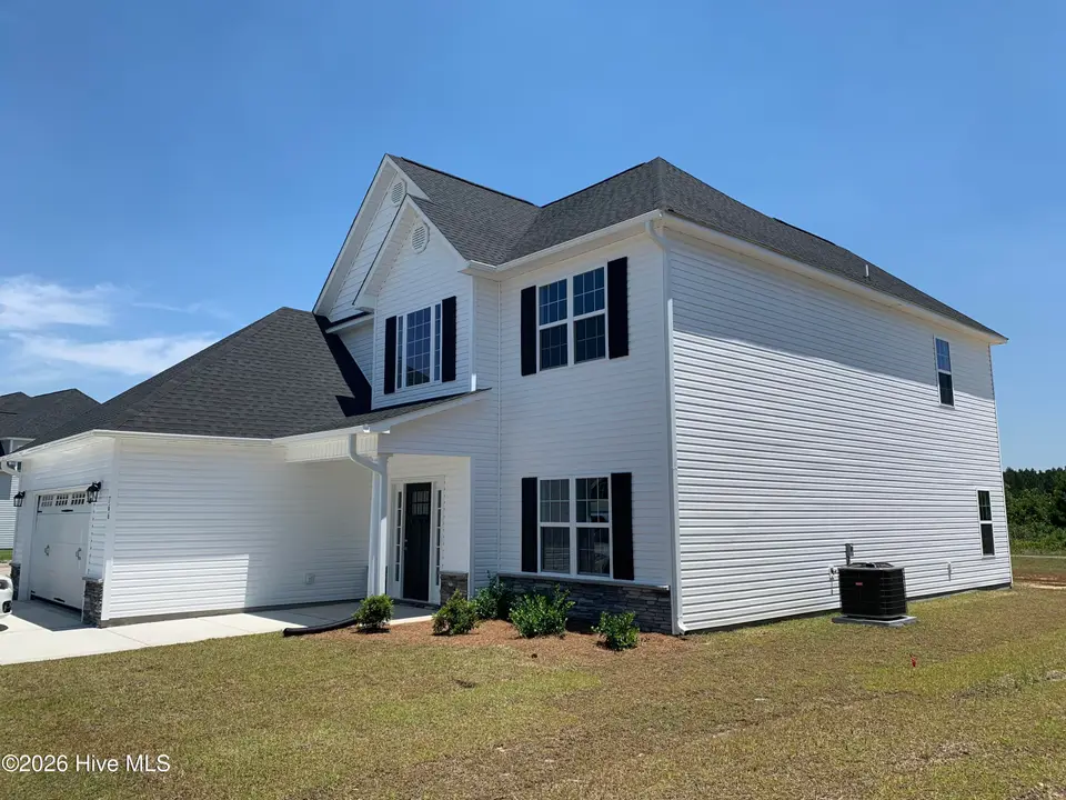 766 Secession Lane, Jacksonville, NC 28546 — 4-bedroom home in Stateside, Jacksonville, NC, photo 1 of 42