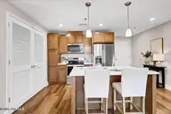 14 Grace Street 1120, Wilmington, NC 28401 — 1-bedroom condo in River Place, Wilmington, NC, photo 8 of 23: Kitchen