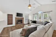 1500 Grove Point Road, Wilmington, NC 28409 — 3-bedroom home in Grove Point, Wilmington, NC, photo 5 of 48: 1500GrovePointRoad-14