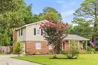 820 Greenbriar Road, Wilmington, NC 28409 — 3-bedroom home in Greenbriar, Wilmington, NC, photo 2 of 50