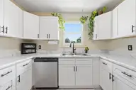 402 Clyde Drive, Jacksonville, NC 28540 — 3-bedroom home in Northwoods, Jacksonville, NC, photo 12 of 40