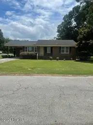 114 Short Street 1, Warsaw, NC 28398 — 3-bedroom home, Warsaw, NC, photo 2 of 16