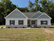 3704 Huntcliff Drive, La Grange, NC 28551 — 4-bedroom home in Almeta Run, La Grange, NC, photo 2 of 26: IMG_4835