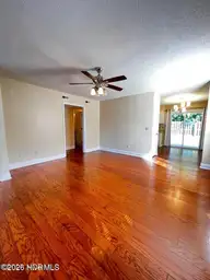 1305 Wellington Avenue, Wilmington, NC 28401 — 2-bedroom condo in Glen Villa, Wilmington, NC, photo 4 of 13