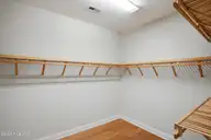 5307 Leisure Circle, Wilmington, NC 28409 — 3-bedroom waterfront home in Helms Port, Wilmington, NC, photo 23 of 55: 89_5307_leisure_cir_00089