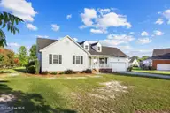 114 Trappers Run Drive, Goldsboro, NC 27530 — 3-bedroom home in Fallingbrook, Goldsboro, NC, photo 5 of 53: 114 Trappers Run Dr-5