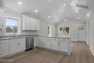 613 Mulberry Street, Beaufort, NC 28516 — 2-bedroom home, Beaufort, NC, photo 8 of 45: 8-web-or-mls-1S3A0010