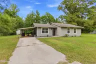 215 Winter Place, Jacksonville, NC 28540 — 3-bedroom home in Westgate, Jacksonville, NC, photo 5 of 36: 215 winter place_004