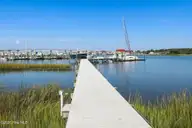 511 Turner Street, Beaufort, NC 28516 — 3-bedroom waterfront townhome, Beaufort, NC, photo 24 of 57: 24-web-or-mls-IMG_0357