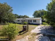 1608 Patsy Lane, Wilmington, NC 28405 — 4-bedroom manufactured home, Wilmington, NC, photo 2 of 51: 1608 Patsy - Photos - MLS (30)