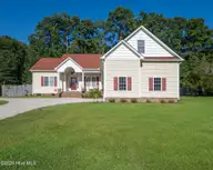 168 Laura Drive, New Bern, NC 28562 — 4-bedroom home in Forest Run, New Bern, NC, photo 1 of 42: 168 Laura Drive, New Bern, NC 28562