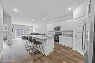 2013 Wild Indigo Circle NW, Calabash, NC 28467 — 3-bedroom townhome in Brunswick Plantation, Calabash, NC, photo 14 of 56: 21_kitchen