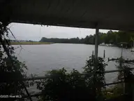 1300 Brices Creek Road, New Bern, NC 28562 — 3-bedroom waterfront home, New Bern, NC, photo 24 of 28: DSCN4792